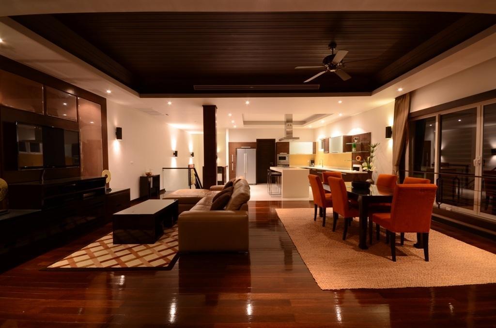 Aw One Patong Villa Екстериор снимка